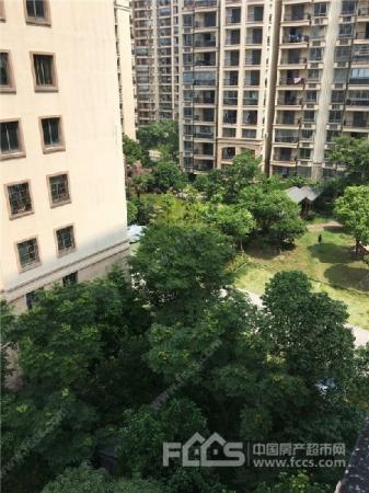 东方巴黎城乍浦35万元二手房出售信息1室1厅1卫1阳台48平方米,房东